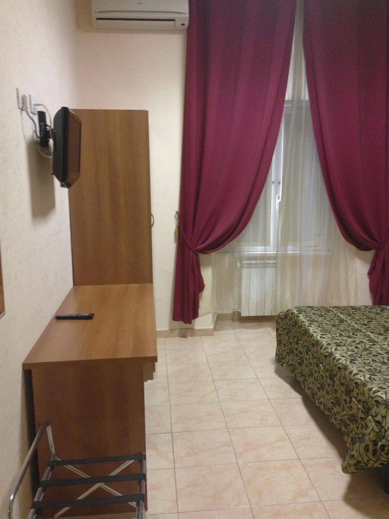 Maikol Family Guest house